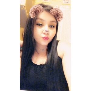 Meet your Posher, Adriana